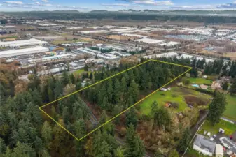 Approximate Lot Lines/Buyer to verify