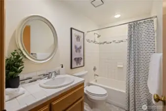 Upstairs hall bathroom