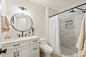 3/4 Guest Bath; Updated Toilets, Fixtures, & Finishes!