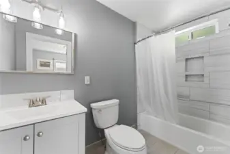 Full Bathroom in Primary