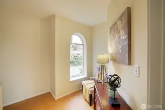 Seating area on upper landing.