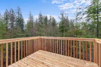 Photographs are for illustrative purposes only. Features, finishes, interior/exterior colors, landscaping and floorplan shown may vary from actual homes built