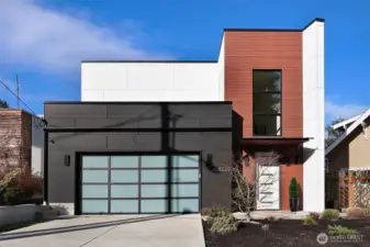 Welcome to Cedar Park in NE Seattle.