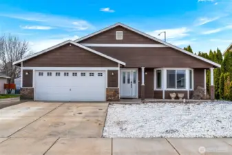 715 Hilltop Avenue, Quincy, WA