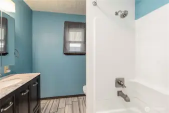 Full Bathroom