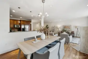 This open layout allows for the cooks to be part of the cooks and guests alike to be part of the party