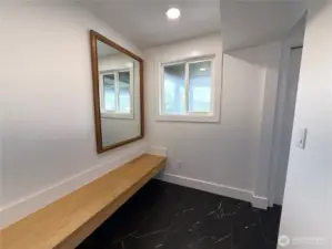 BONUS EXTENSION OF LAUNDRY ROOM