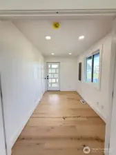BONUS OFFICE SPACE OR ENTRY ON MAIN FLOOR