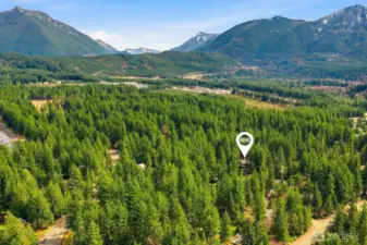 A rare opportunity to enjoy luxury and privacy while fully embracing North Bend’s small-town charm and vibrant outdoor lifestyle.