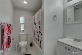 The full secondary bathroom