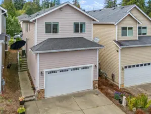 2-car garage in the alley