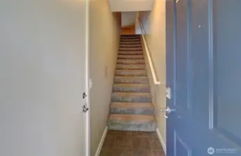 Entry to stairs