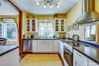 Easy kitchen