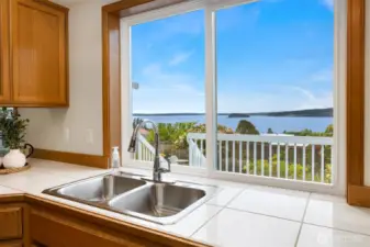Glorious Views of Puget Sound and the Olympic Mountains