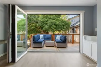 Great setup for indoor/outdoor living