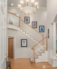 Soaring ceilings in this inviting entry.