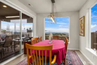 Dinning Room Framed by Beautiful Mountain Views