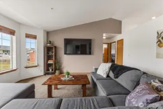 Spacious Living Room w/Vault Ceiling
