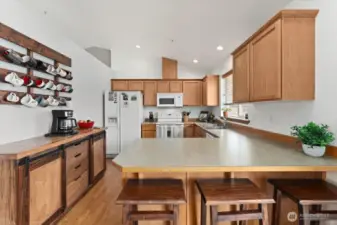 Kitchen with Eat Bar