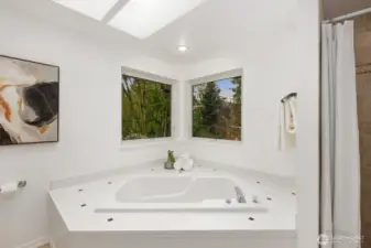 Bathroom with jetted tub