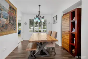 Dining Room Right Off Kitchen & Living Room.