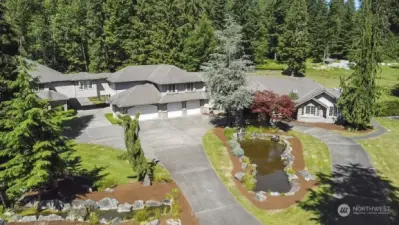 2 water features greet you as you enter through the main security gate (There's 3 gated entries in total.).  This is a magnificent, sprawling, estate.