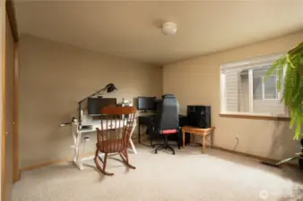 Guest room.