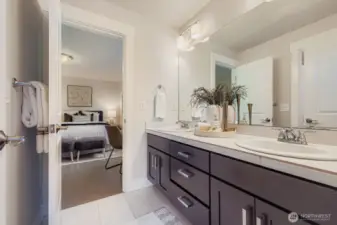 Jack and Jill Bath Between Bedrooms 2 & 3