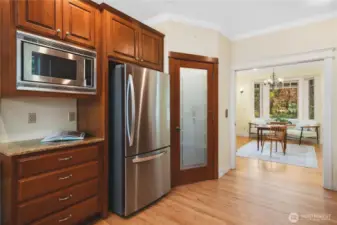 Stainless appliances