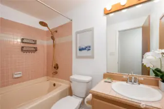 Full bathroom off the living area.