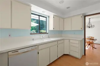 Plumbed for propane to fireplace and kitchen cooktop.  See virtual tour link for 3D walkthrough video, interactive floor plans and more.