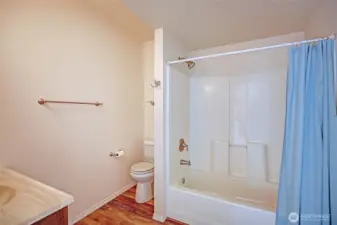 Main Level Ensuite Full Bathroom