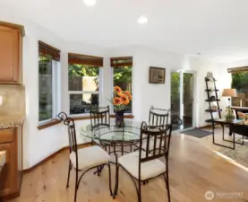 Casual dining meets cozy comfort