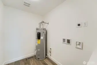 Laundry & utility room