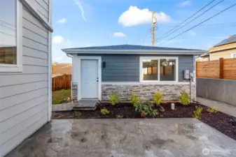 Detached dwelling unit - DADU - 400 SQFT