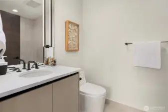 Ensuite Guest Bathroom