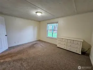 Lots of light from big unobstructed window