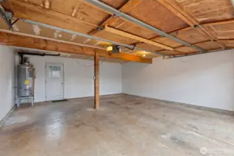 Garage (virtually staged empty)