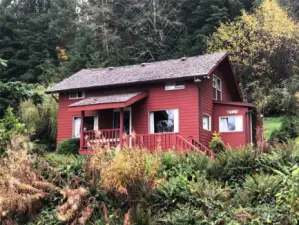 Recreation Residence cabin at Lake Quinault