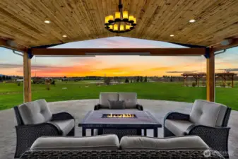Breathtaking views exemplify the evening twilight shows you'd have while relaxing on your patio, complete with outdoor speakers and pull-down shades for the extreme heat....when we have!