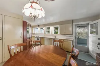 Kitchen does need updating or a total remodel