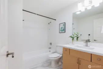 2nd bathroom