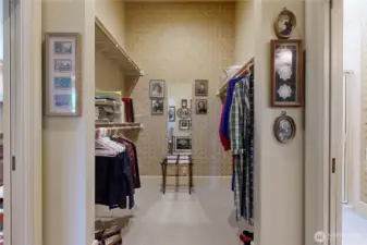 Walk-in closet – ample hanging space and open shelving