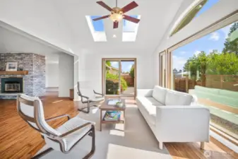 Both sides of this room opening up to the backyard