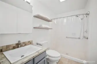 Primary bath