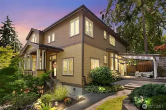 Perched high in a private enclave, this custom two-story oasis with daylight basement offers soothing views and seamless outdoor living with luxurious modern comforts. Zoned for the highly sought-after Newport High School in the Bellevue School District!