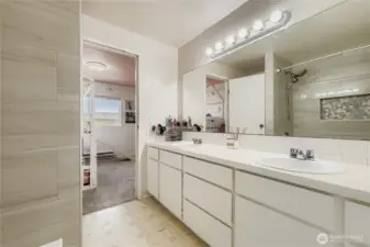 Full upstairs bathroom attached to both the primary and secondary bedrooms.