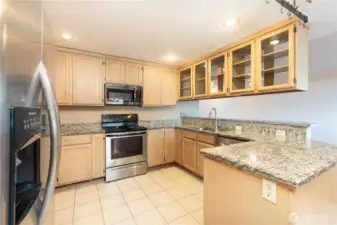 Stainless Steel appliances and granite counters await the chef in you.