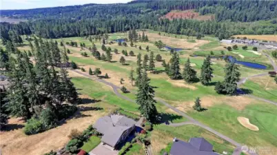 Aerial view of Camaloch golf course