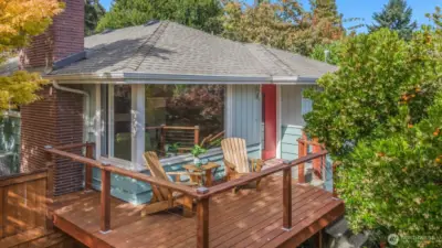 Thanks for taking a look at this mid-century gem in Gatewood!